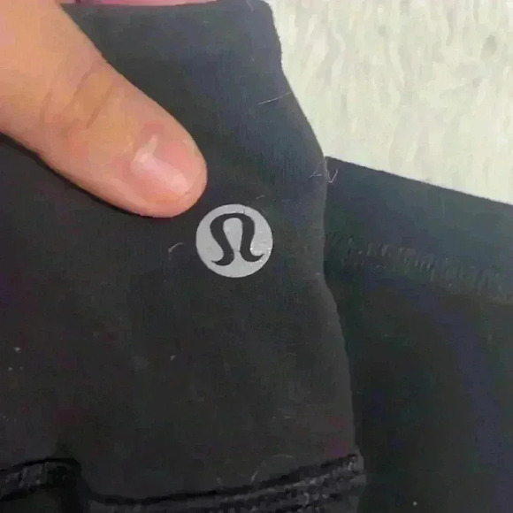 Lululemon leggings - Picture 10 of 10